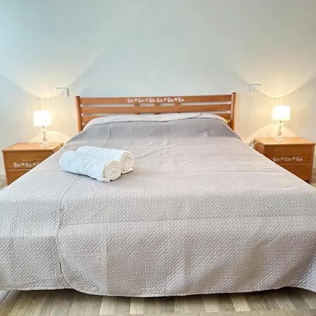 Apartment Parisi - *