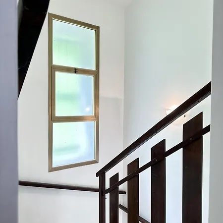 Parisi - Apartment