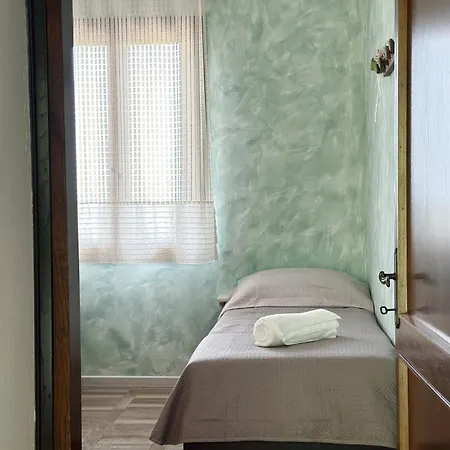 Apartment Parisi -