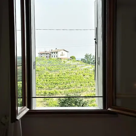 - Parcheggio E Colline Del Prosecco Вальдоббьадене