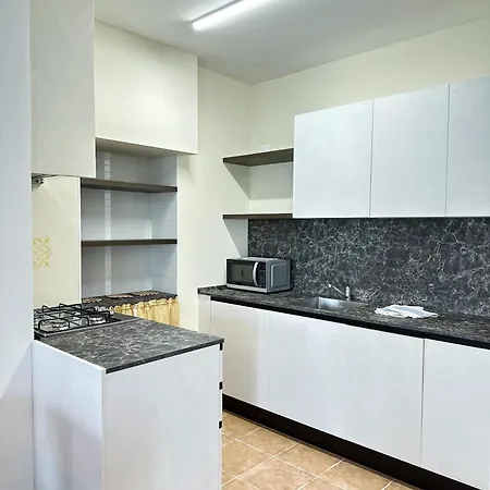 Apartment Parisi -